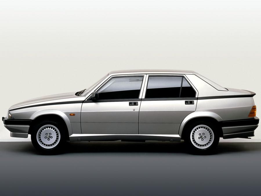  Alfa Romeo 75 Twin Spark 2.0 (162B) 1987 года  (фото 4 из 4)
